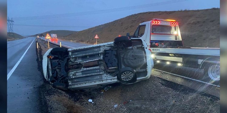 Konya Kulu’da Trafik Kazası: Aynı Aileden 4 Kişi Yaralandı