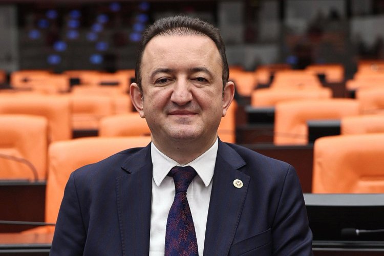 CHP’li MİLLETVEKİLİ BARIŞ BEKTAŞ: Adalet Sarayları Artık İktidarın Karargâhı!