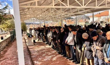 Burdur’daki Trafik Kazasında Hayatını Kaybeden Genç Konya’da Defnedildi!