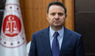 Bakan Gürlek: Ticari Güveni Güçlendirecek Yargı Adımları Kararlılıkla Sürüyor!