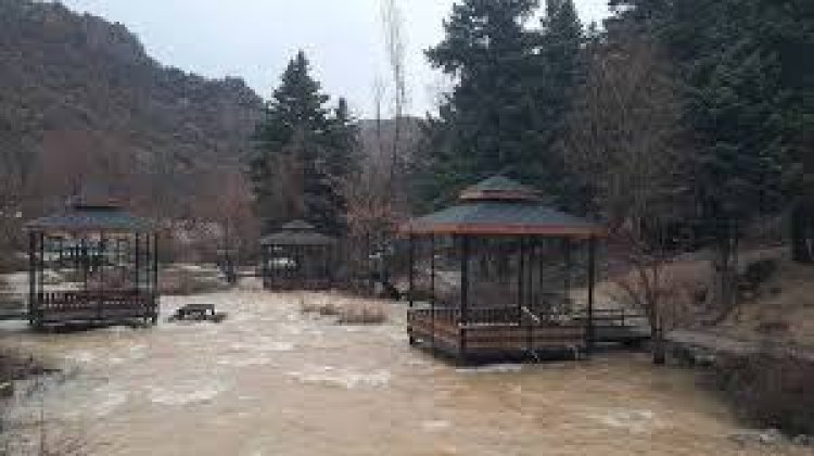 Konya Bozkır’da Doğa Yeniden Canlandı: Aygırdibi Su Kaynağı Bu Yıl Erken Akmaya Başladı