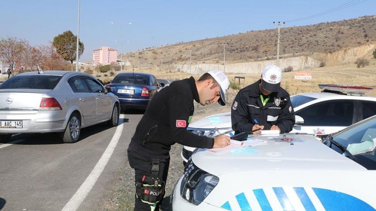 Polatlı’da Drift Yapan Sürücülere Ağır Ceza: 5 Kişiye 291 Bin Lira!