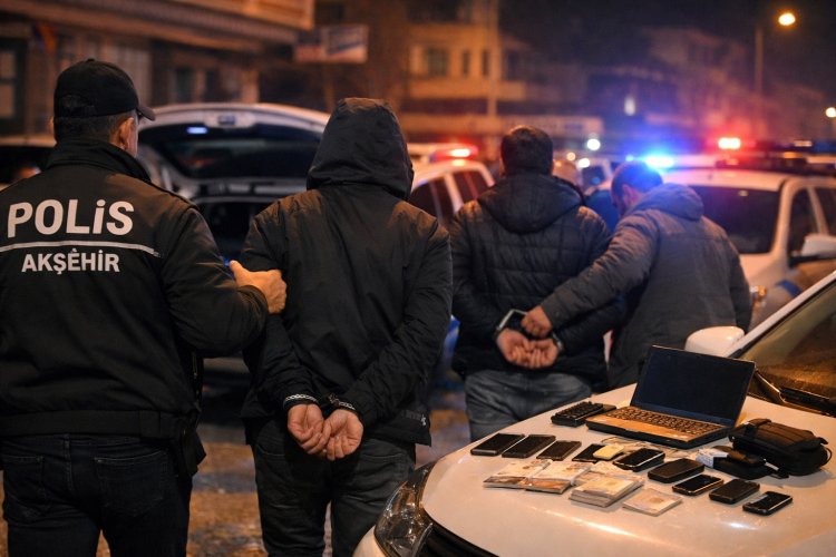 Akşehir’de Banka Hesabı Dolandırıcılığı Operasyonu: 2 Tutuklama