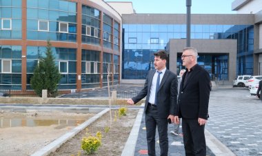 Seydişehir Belediye Başkanı Ustaoğlu’ndan Yeni Hastane Binasında İnceleme.