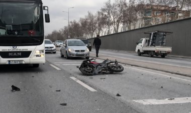 Konya’da Motosiklet ile Otomobil Çarpıştı: 1 Kişi Yaralandı