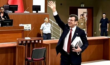 Son Dakika | İmamoğlu’nun Diploma Davası Ertelendi!