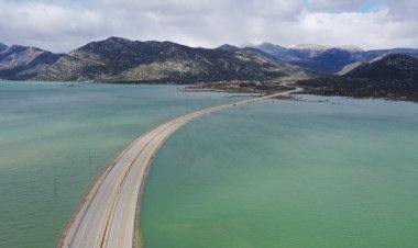 Antalya–Konya Karayolunda Son Durum: Eynif Ovası’nda Sular Çekiliyor, 4,5 Kilometrelik Kesim Hâlâ Riskli