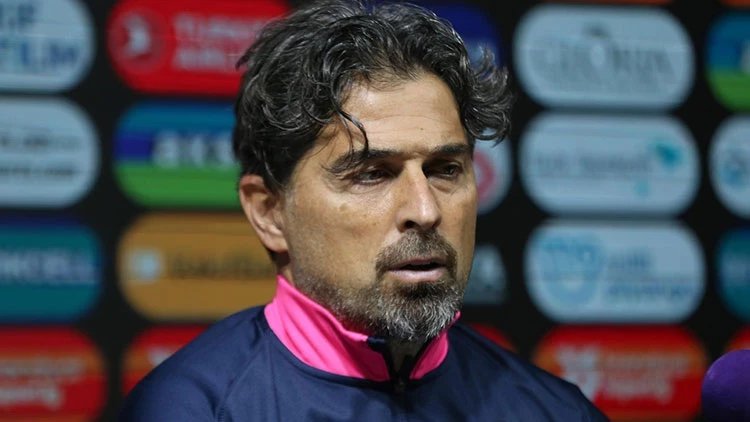 Konyaspor, İlhan Palut’u Görüşmeler İçin Konya’ya Davet Etti!