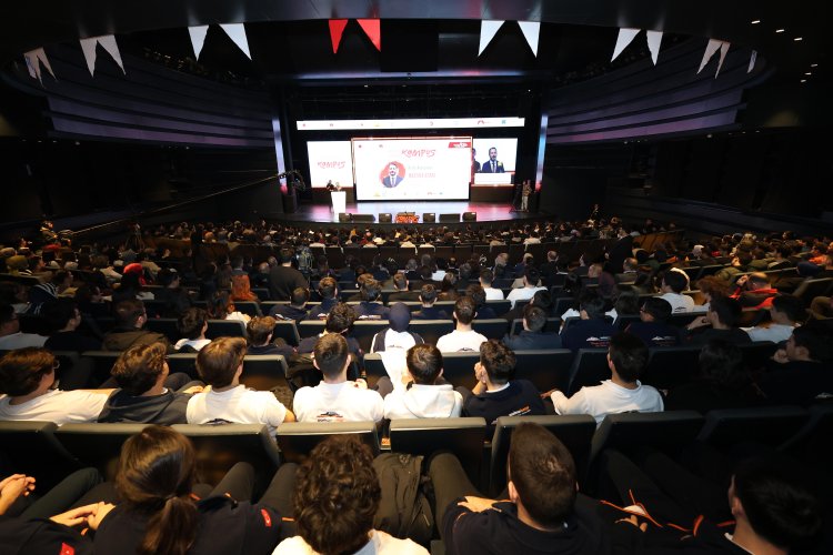 KONYA BÜYÜKŞEHİR EV SAHİPLİĞİNDE “SAVUNMA SANAYİİ KAMPÜS KONYA” PROGRAMI DÜZENLENDİ