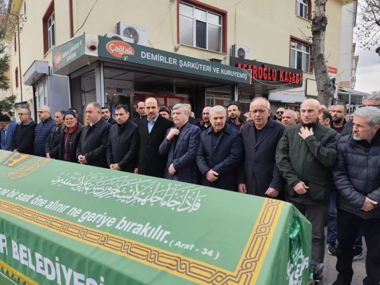 Mustafa Kalaycı’nın Acı Günü: Kayınpederi Osman Uyan Son Yolculuğuna Uğurlandı!