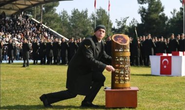 Vali İsmail Ustaoğlu, MSÜ Kara Astsubay Meslek Yüksekokulu Mezuniyet Törenine Katıldı!