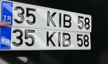 Konya'da APP Plaka Cezası Endişesi: Sürücüler Sahur Sonrası Yağmurda Uzun Kuyruklar Oluşturdu!