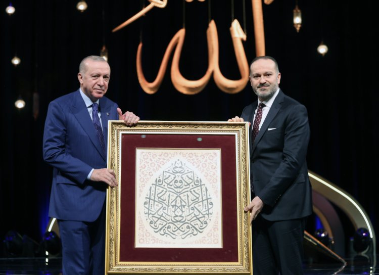 Cumhurbaşkanı Erdoğan: “Müslümanlar olarak barış iklimini birlikte inşa edeceğiz”