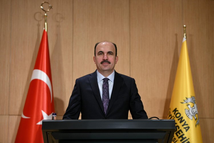 Başkan Altay’dan 14 Mart Tıp Bayramı Mesajı: “Sağlık Çalışanlarımız İnsanlık İçin Büyük Fedakârlık Gösteriyor”