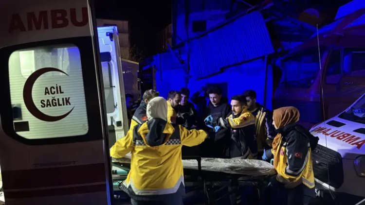 BABASINI VE AĞABEYİNİ ÖLDÜREN 15 YAŞINDAKİ ÇOCUK TUTUKLANDI!